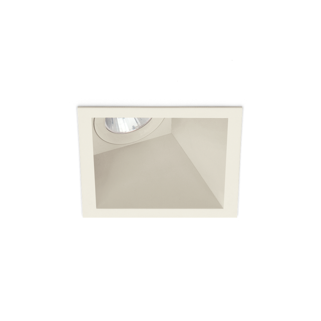 Pop 80 Q As. LED D 4K 7W Sabbia