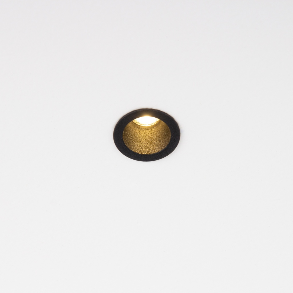Nano Crater 930 Black